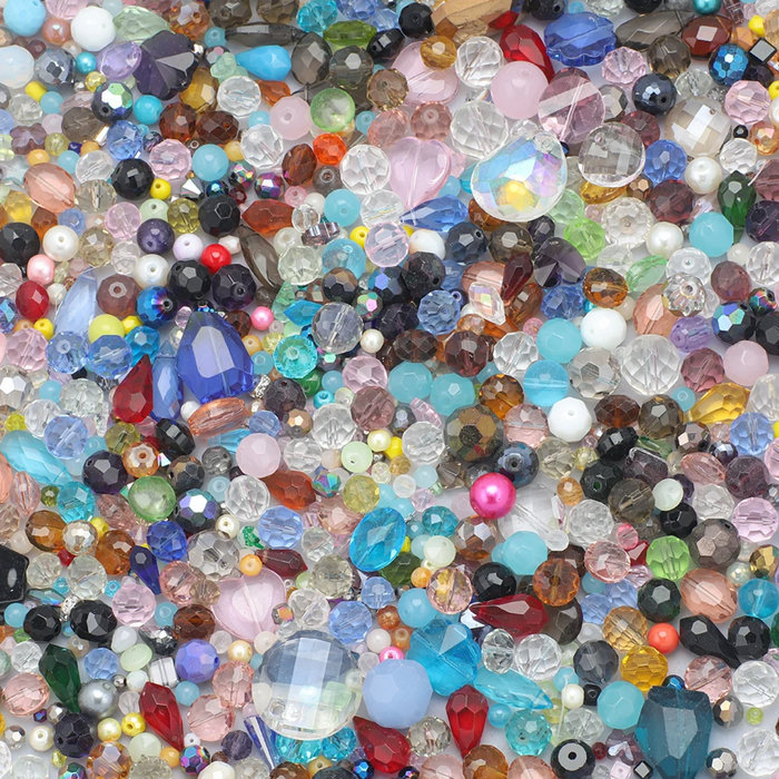 400 GRAMS X GLASS BEADS / PENDANTS MIXED SIZE AND SHAPES FOR JEWELLERY MAKING