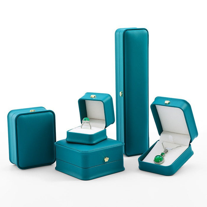 Crown Rounded Ring Jewelry Pendant Box