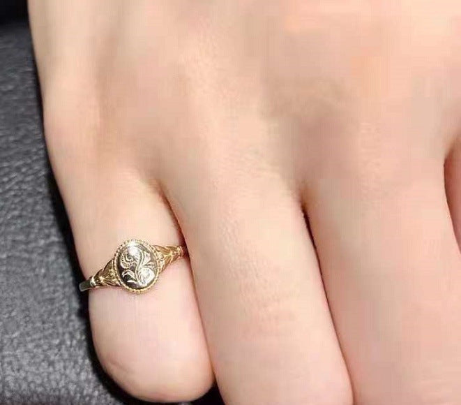Ethereal Floral Engraved Signet Ring in Gold