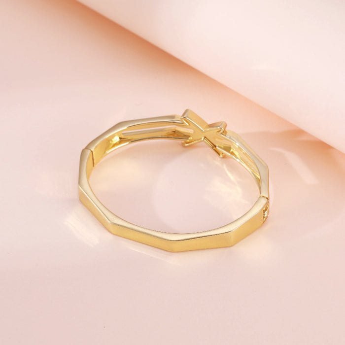 Gold Crisscross Pavé Diamond Bangle Bracelet | Geometric Split-Band Jewelry