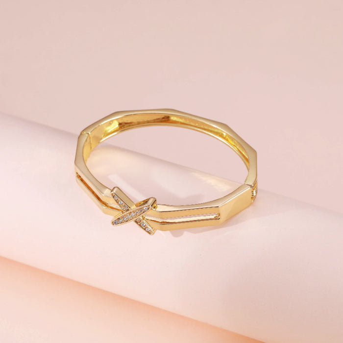 Gold Crisscross Pavé Diamond Bangle Bracelet | Geometric Split-Band Jewelry