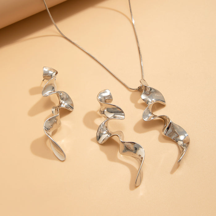 Gold Organic Twist Pendant Necklace & Earring Set | Abstract Wave Jewelry