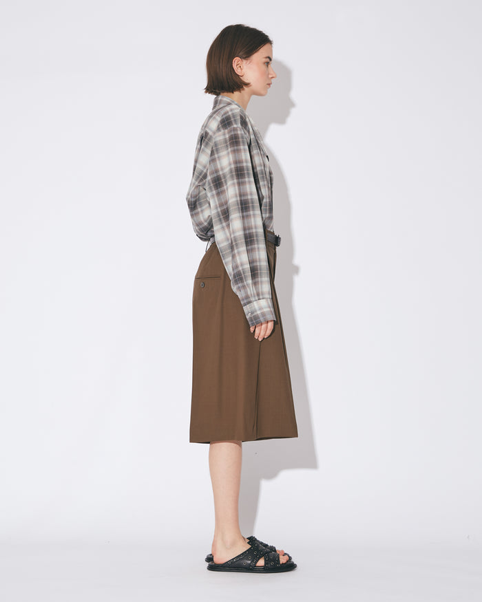 high twist gabardine three tuck shorts