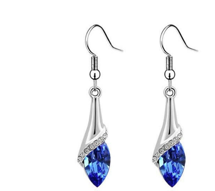 Jewelry Set - Earrings - Necklace and Bracelet Crystal Alloy