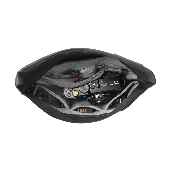 Peak Design Field Pouch v2 (Black, PFAS-Free)