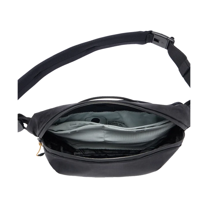 Peak Design Outdoor Sling (Black, 2L)