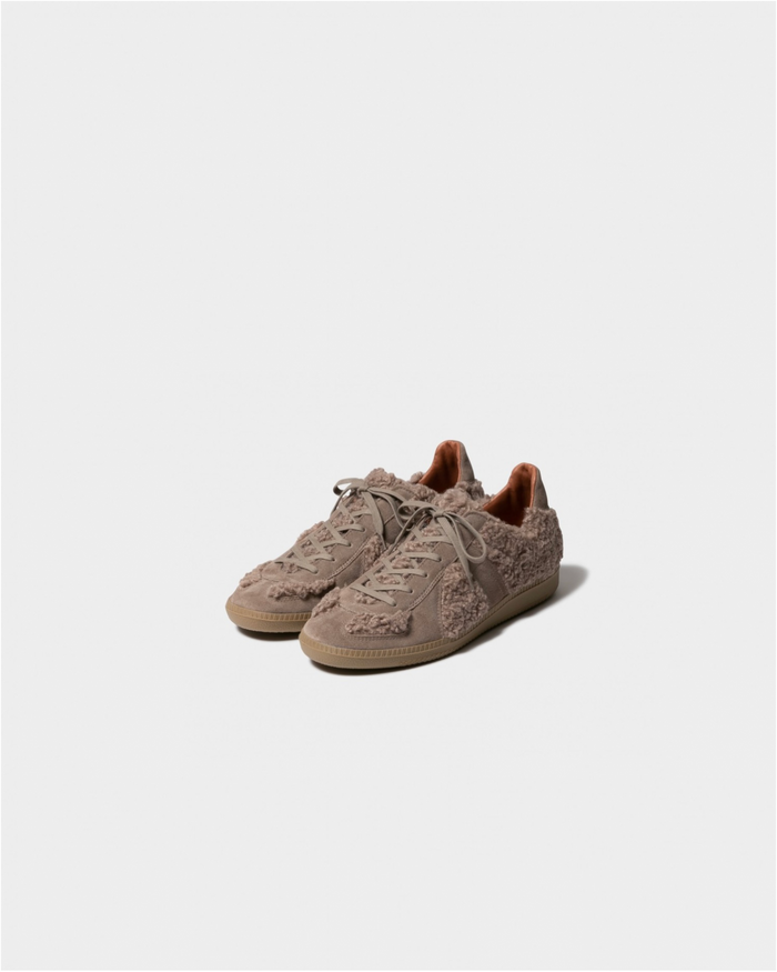 REPRODUCTION OF FOUND german trainer BOA
