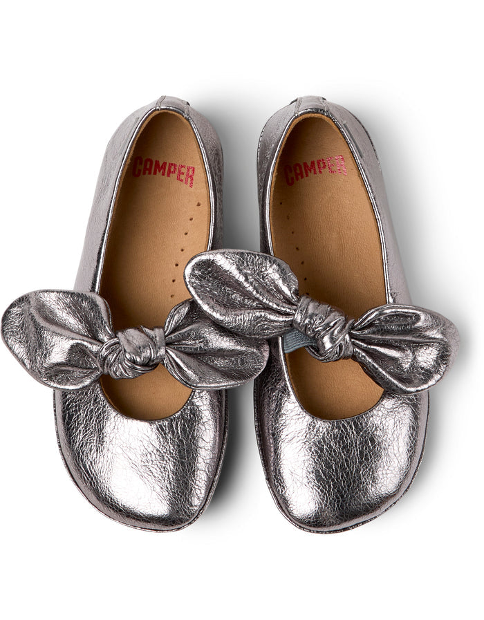 Right Ballet Flats