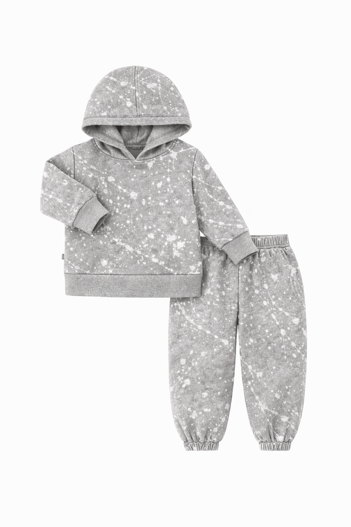 Gray children's hoodie and pants set with star pattern on a white background