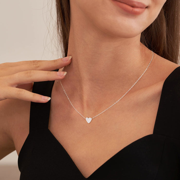 The Petite Heart Solitaire – Minimalist Link Chain in Gold & Silver