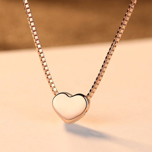 The Rose Aura Heart Solitaire – Minimalist Rose-Toned Box Link Chain