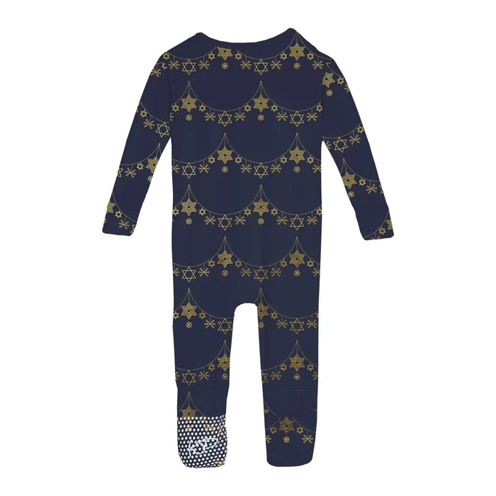 Winter Garland Convertible Sleeper